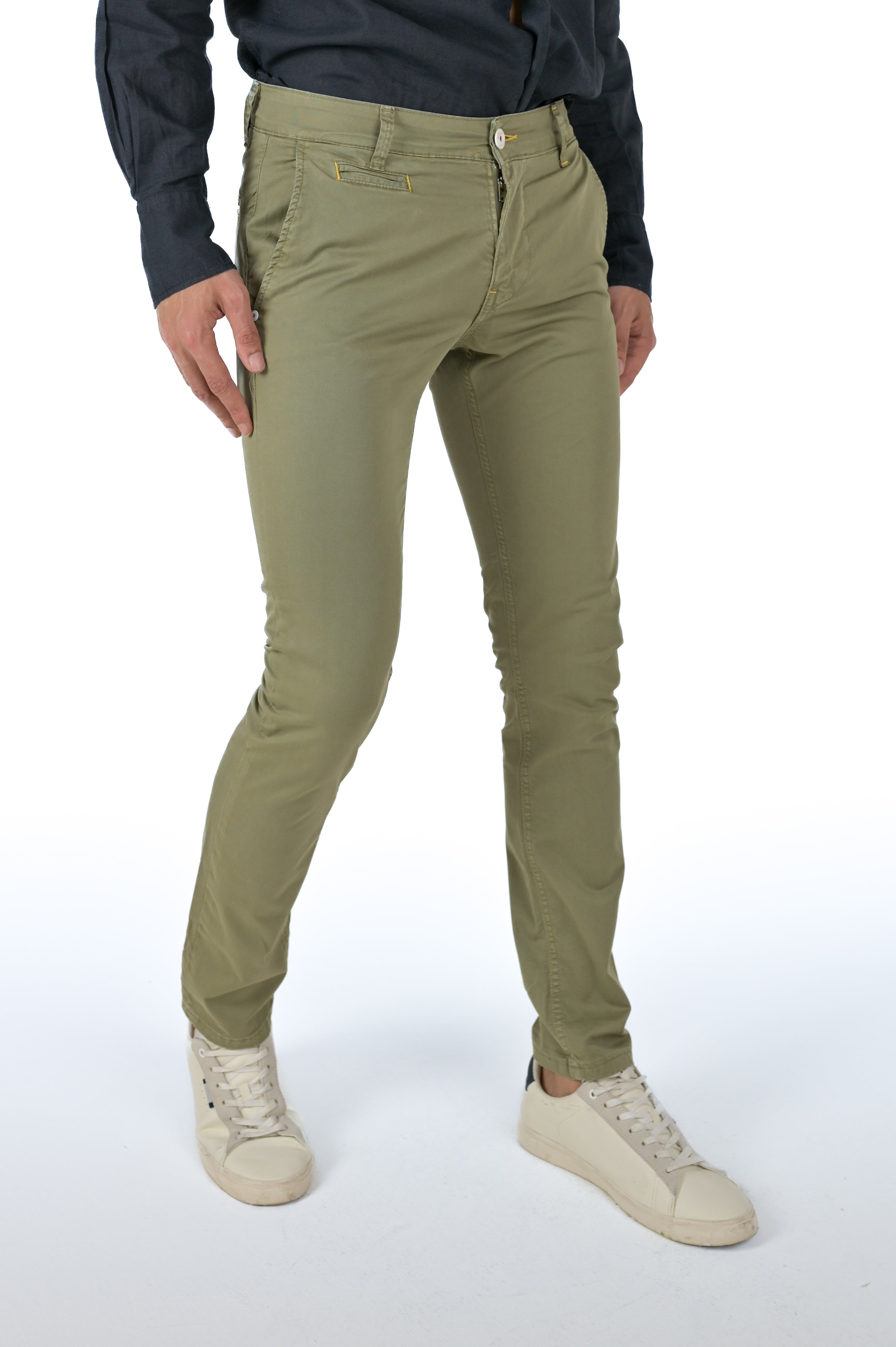 Pantaloni in cotone slim Kinos verde SS25