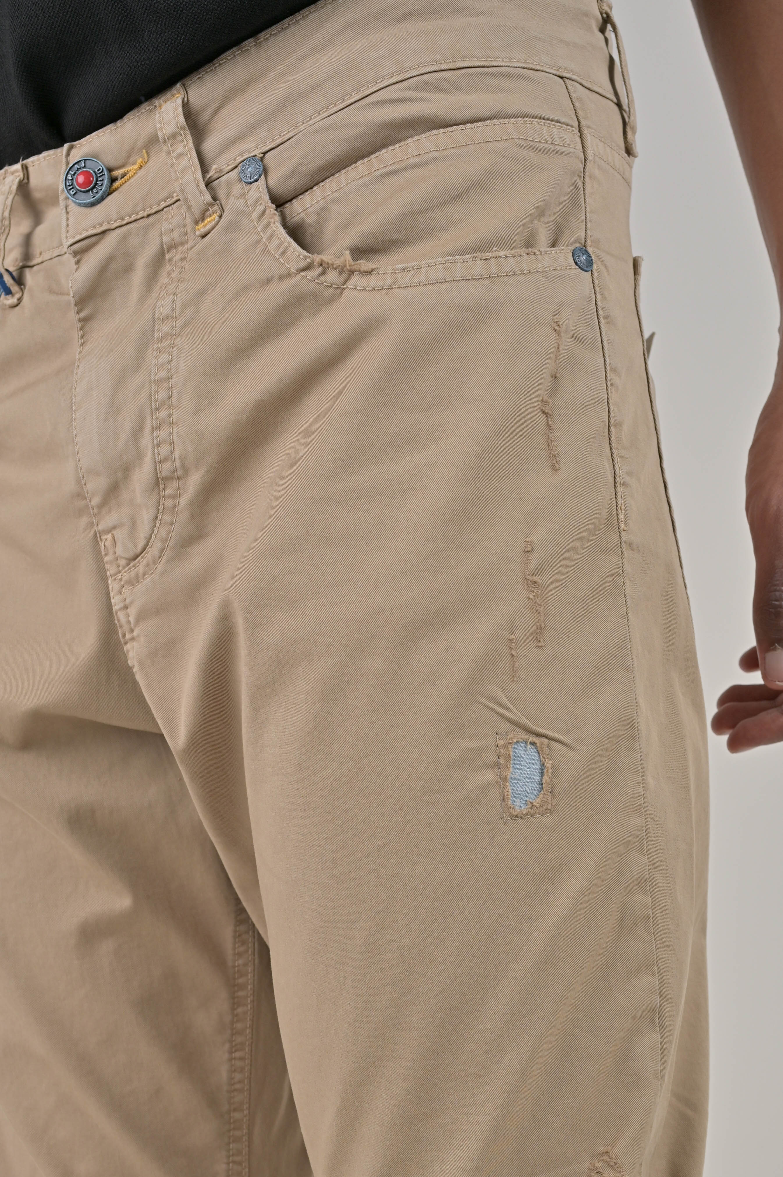 Kron AM3 beige tapered cotton trousers SS24