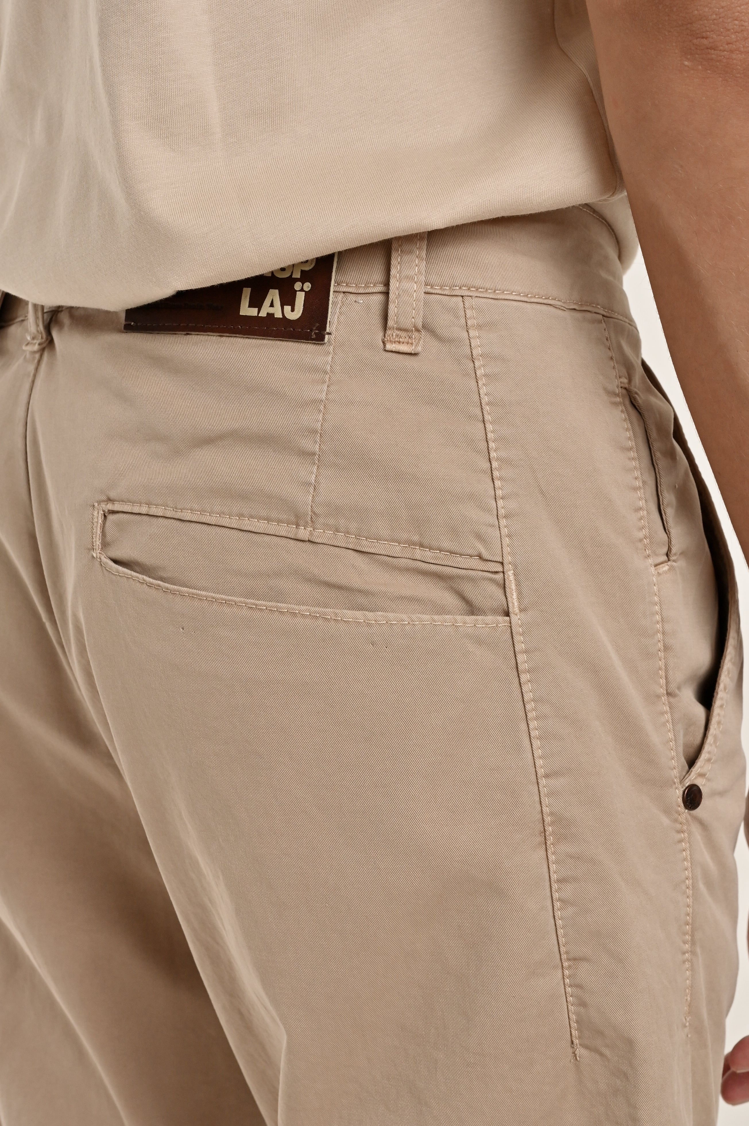 Pantaloni in cotone regular Bronson beige SS25