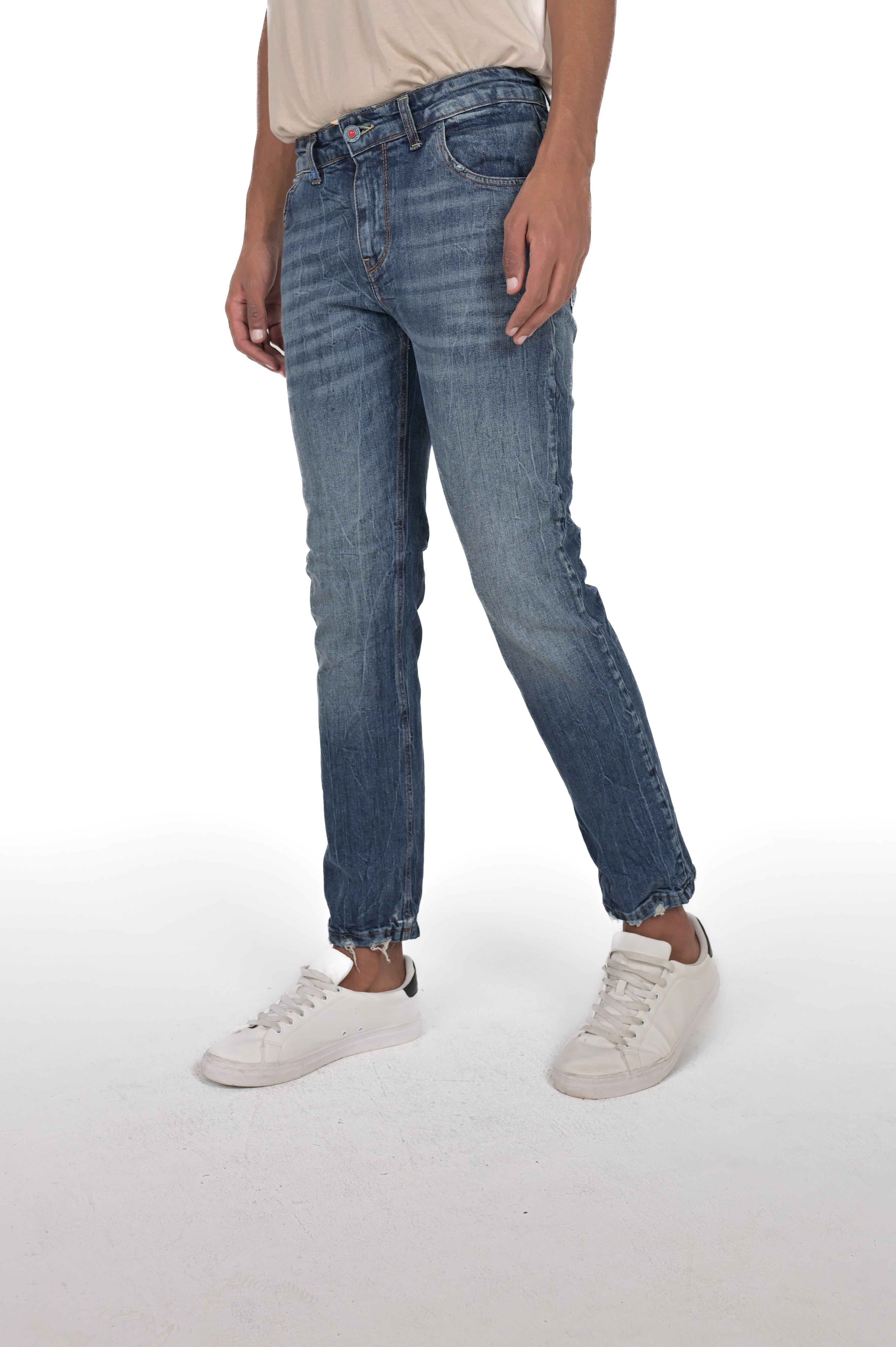 DISPLAJ Jeans