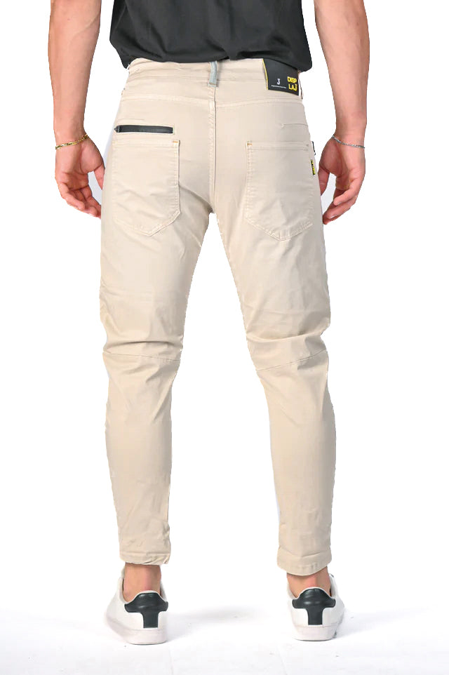 Tapered New Vertigo SS22 trousers