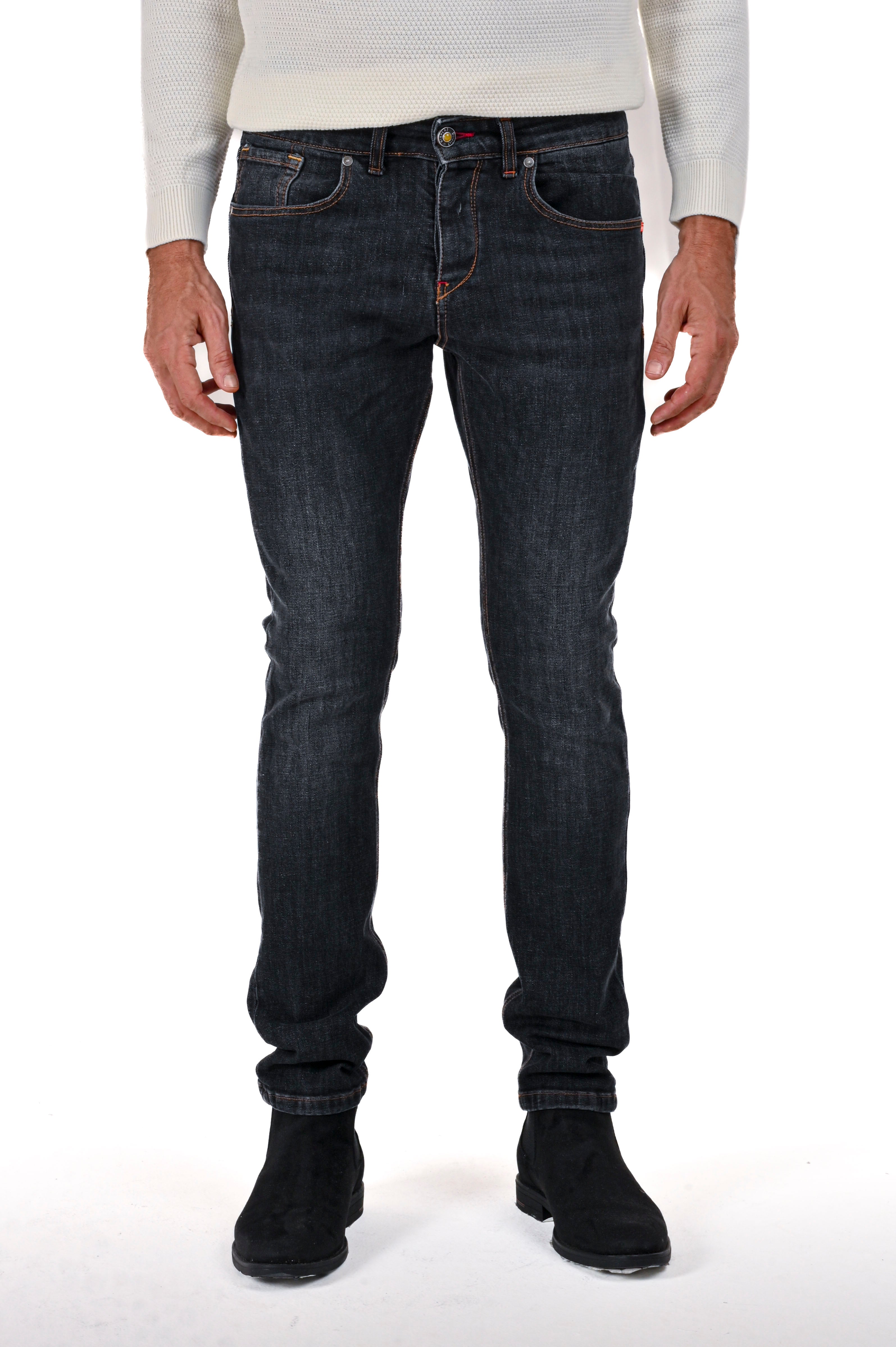 New London BLK Music FW23/24 slim jeans