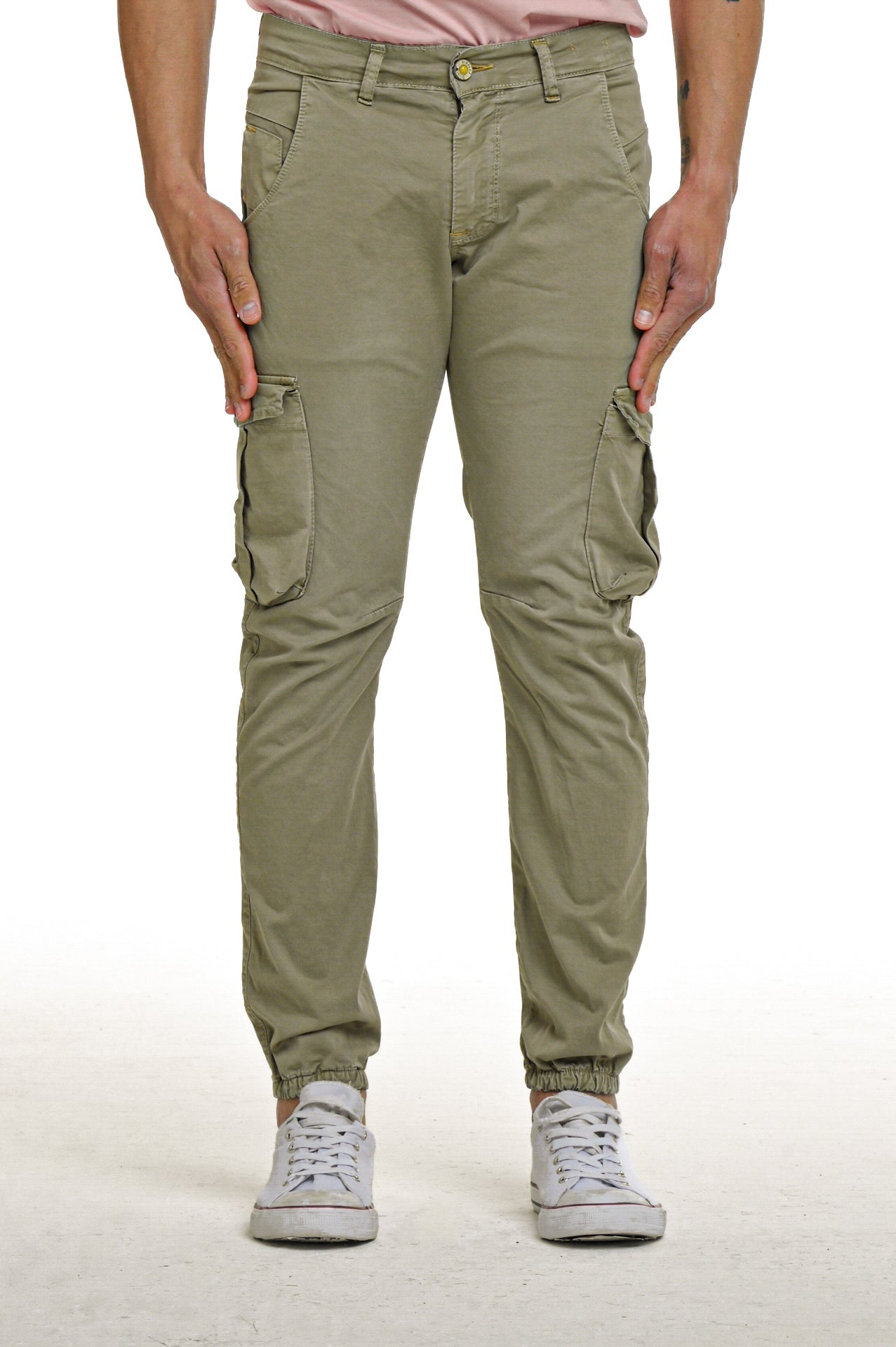 Pantaloni in cotone slim Cezanne Molla SS23