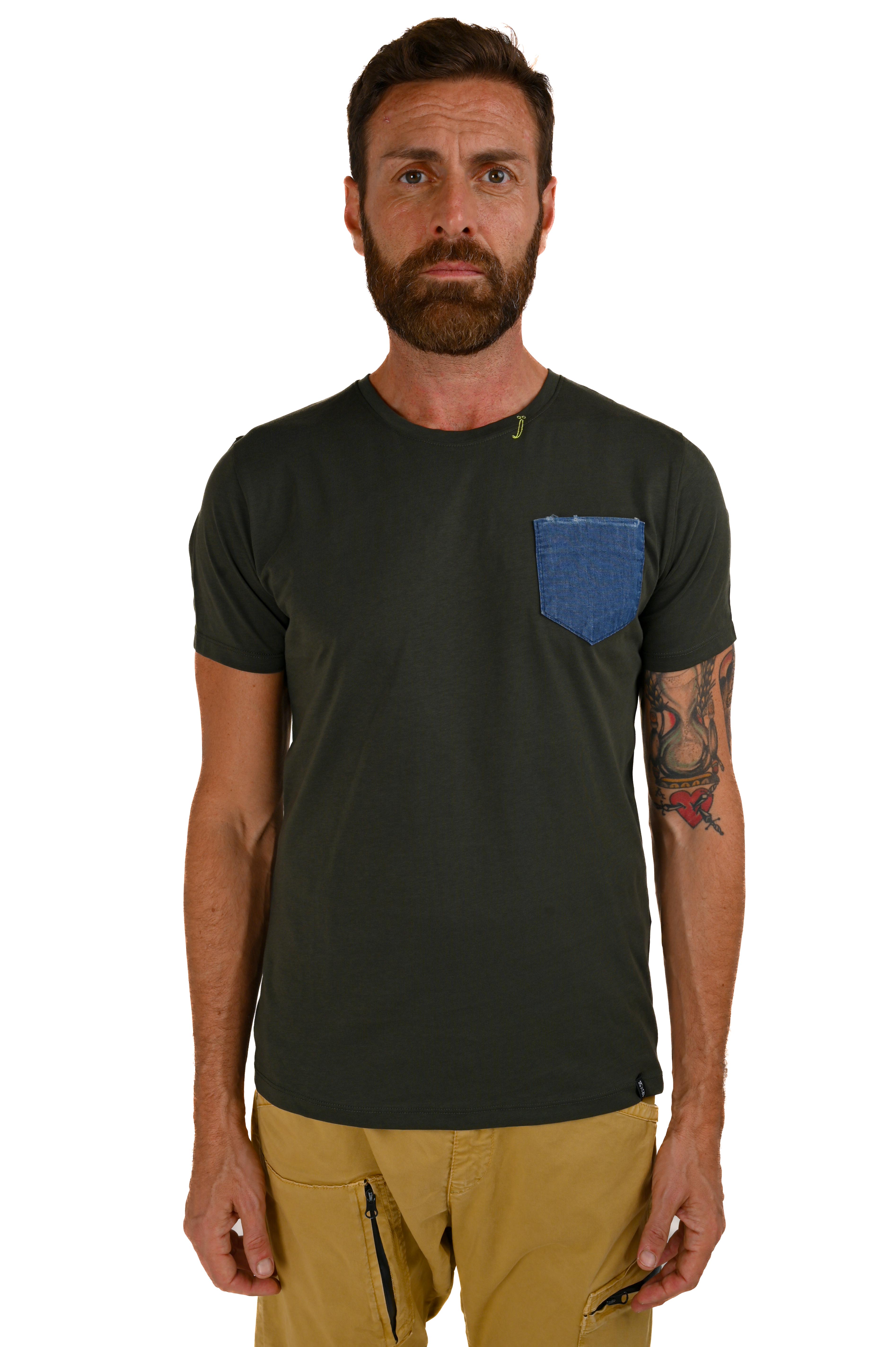 DA 1049 SS22 Regular Crew Neck T-Shirt