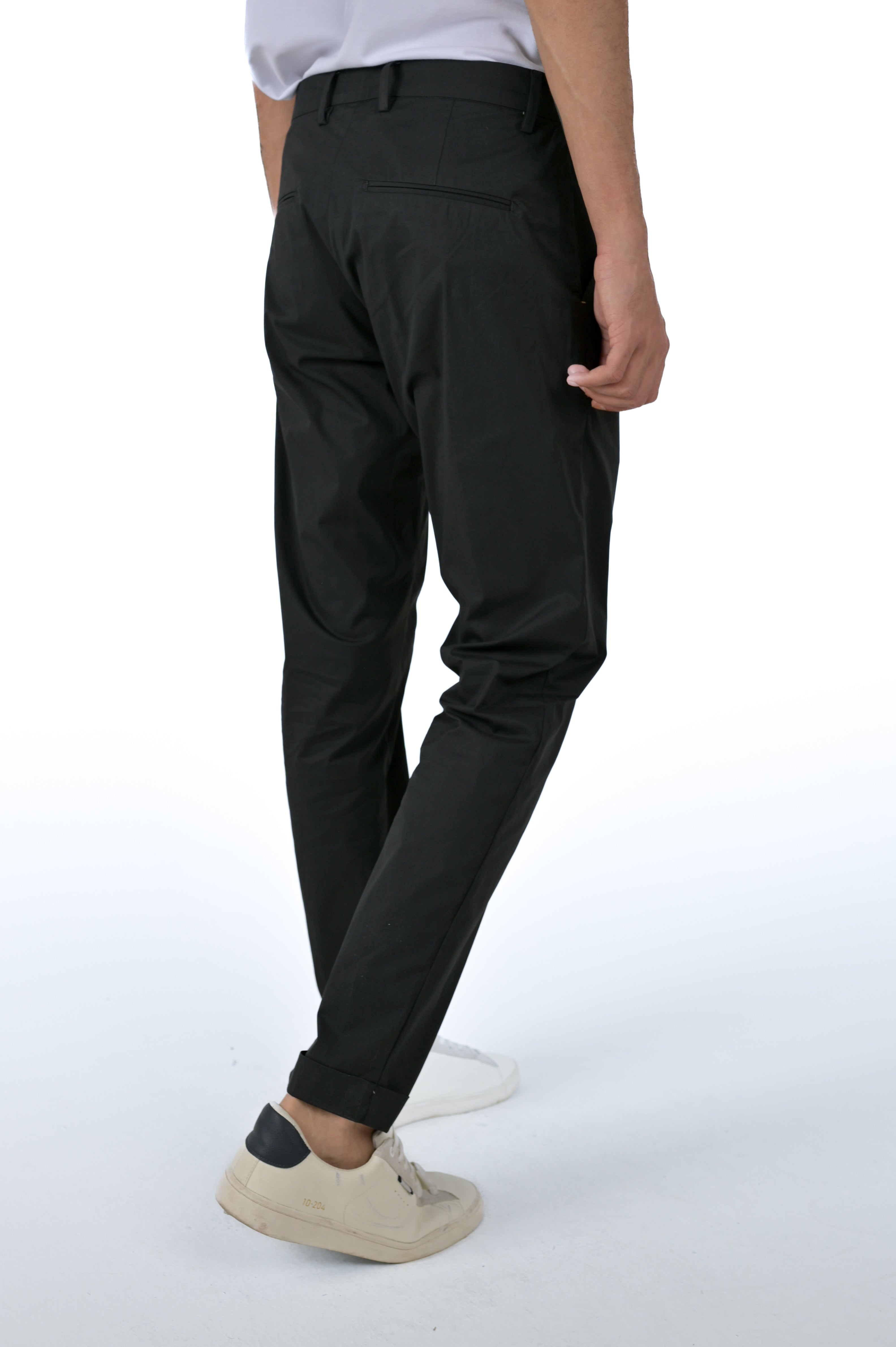 Pantaloni slim Racket Ciondolo SS23