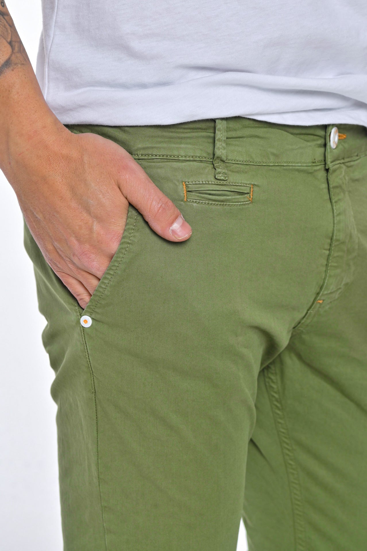 Kinos slim trousers Pear Green SS24