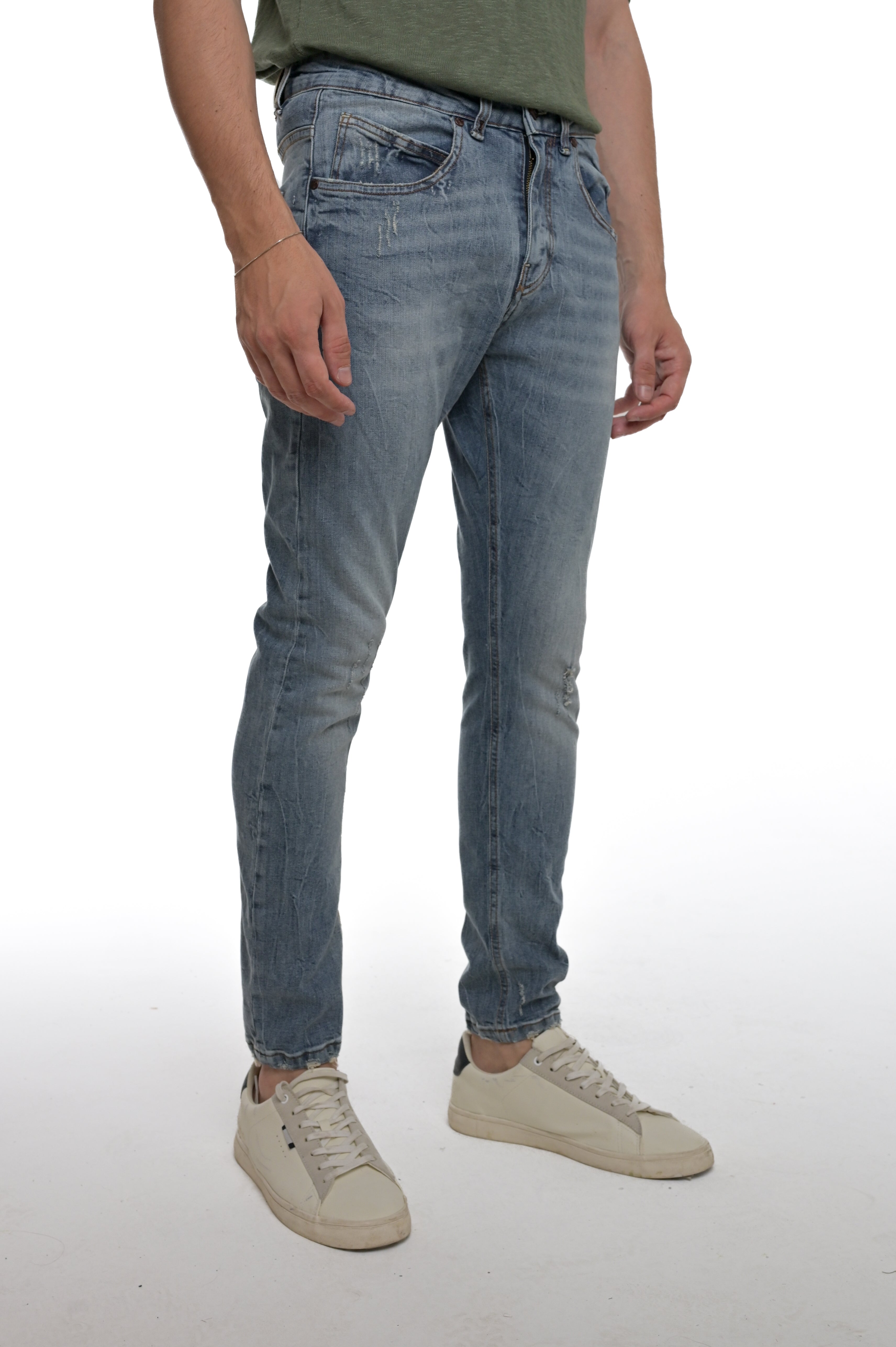 DISPLAJ Jeans