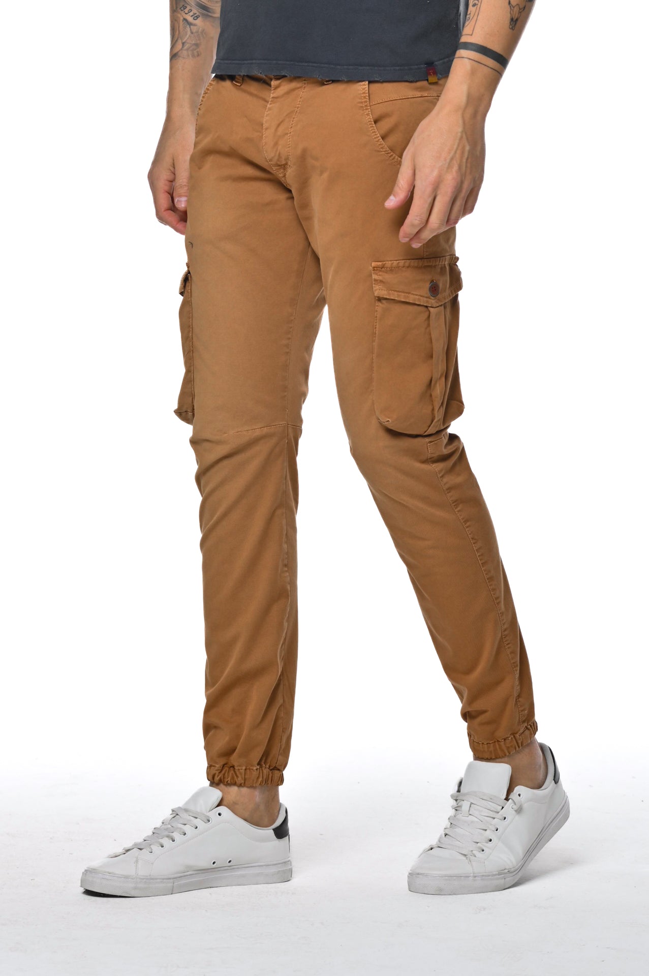 Pantaloni in cotone slim Cezanne Molla SS23