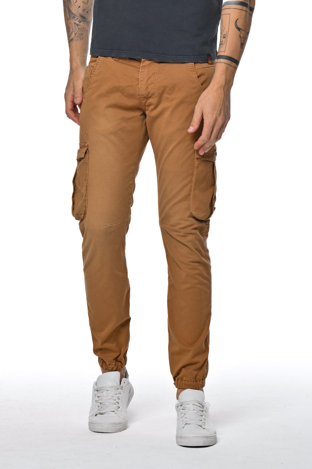 Pantaloni in cotone slim Cezanne Molla SS23