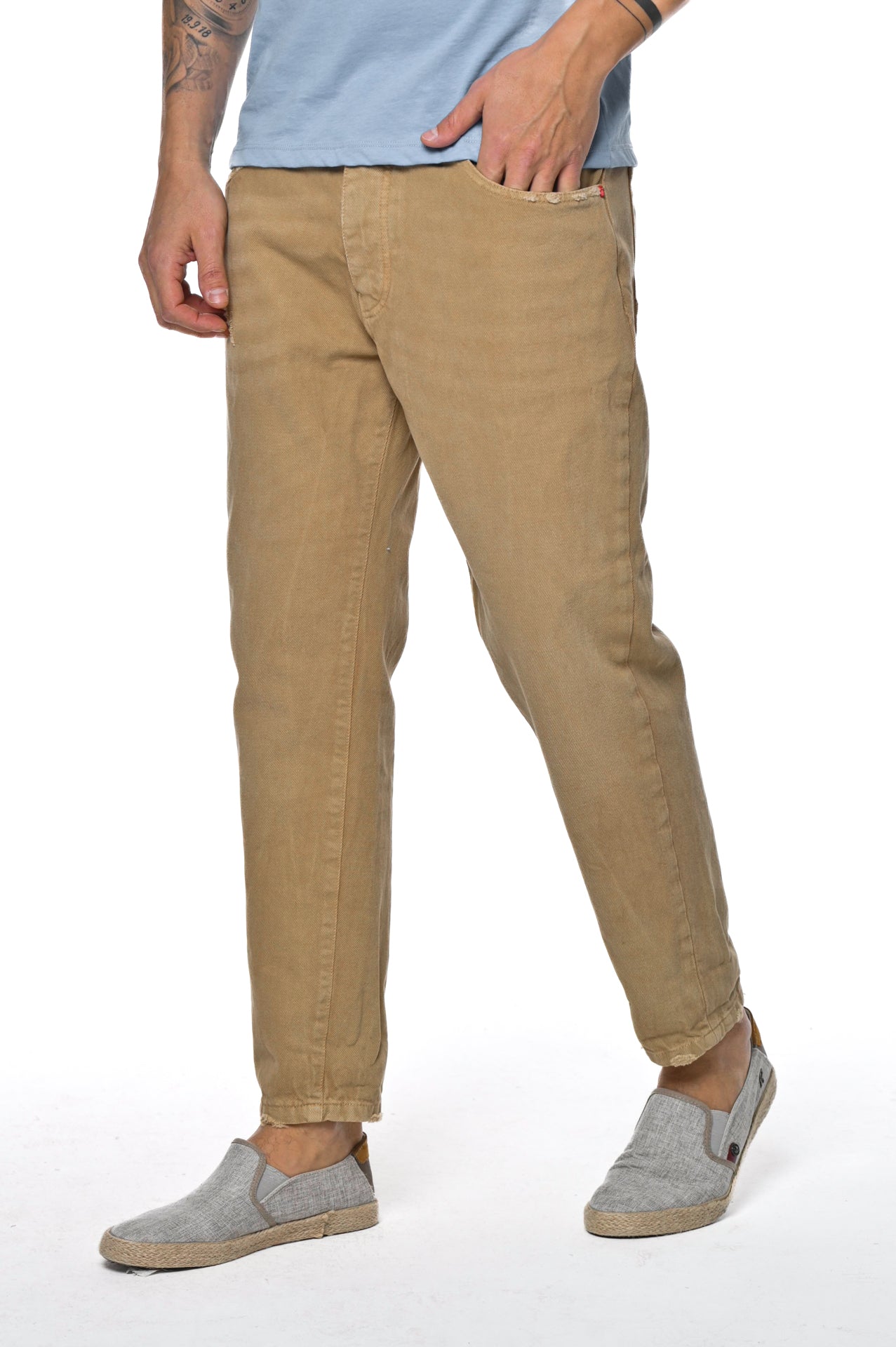 New Wolf Bull SS23 regular cotton trousers