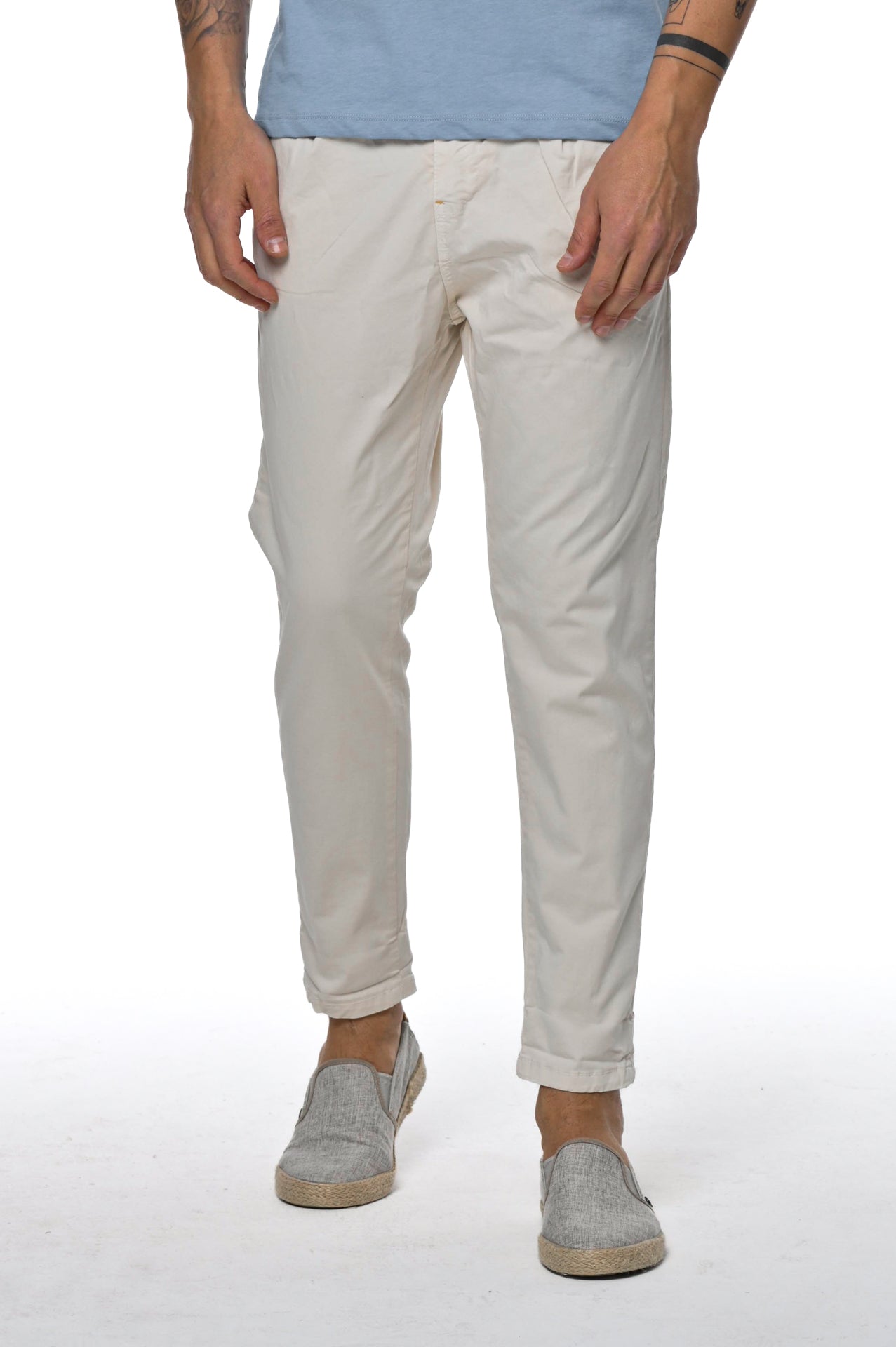 Pantaloni tapered New Private Raso SS23