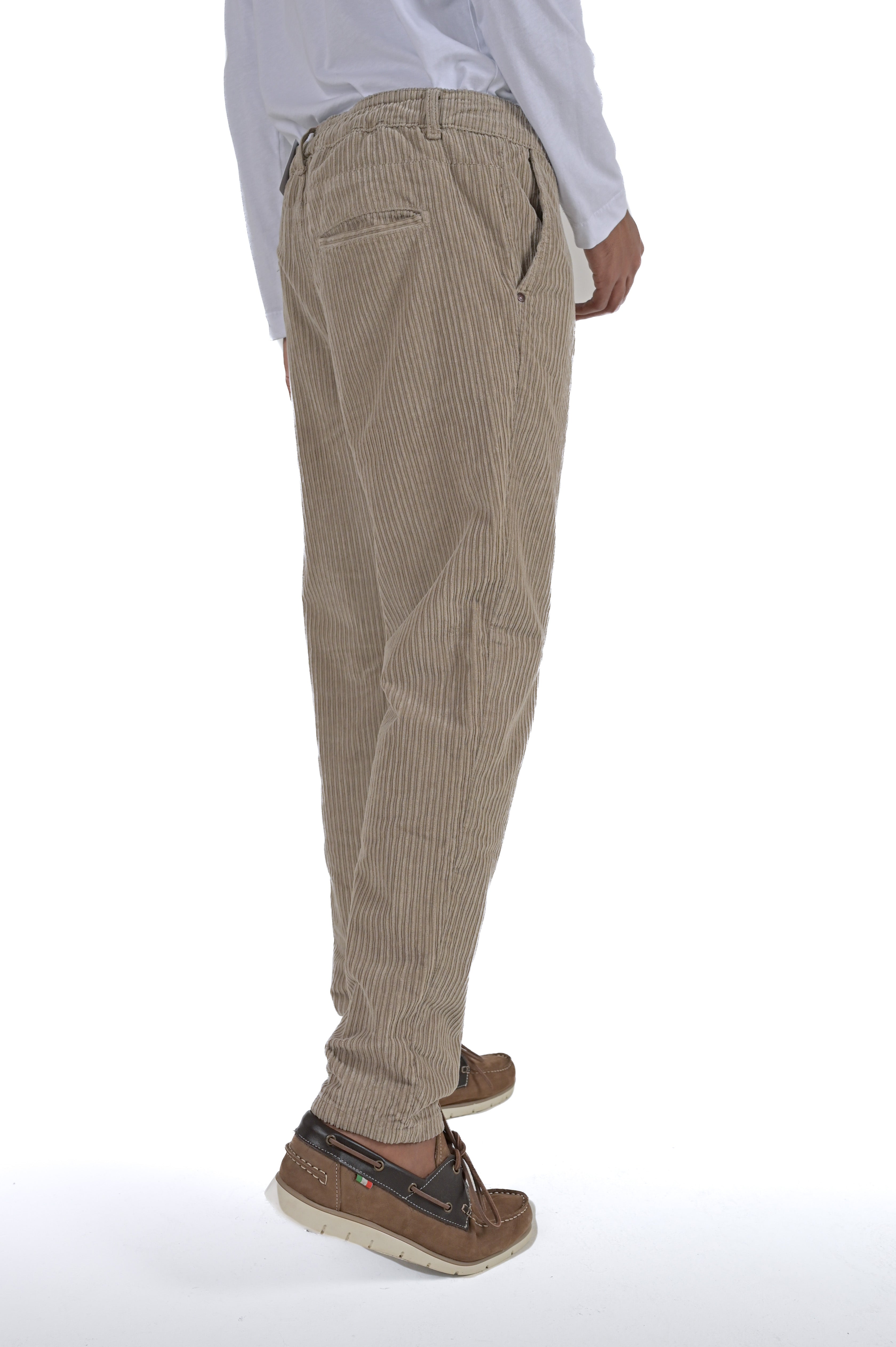 Different Costa beige regular velvet trousers FW24/25