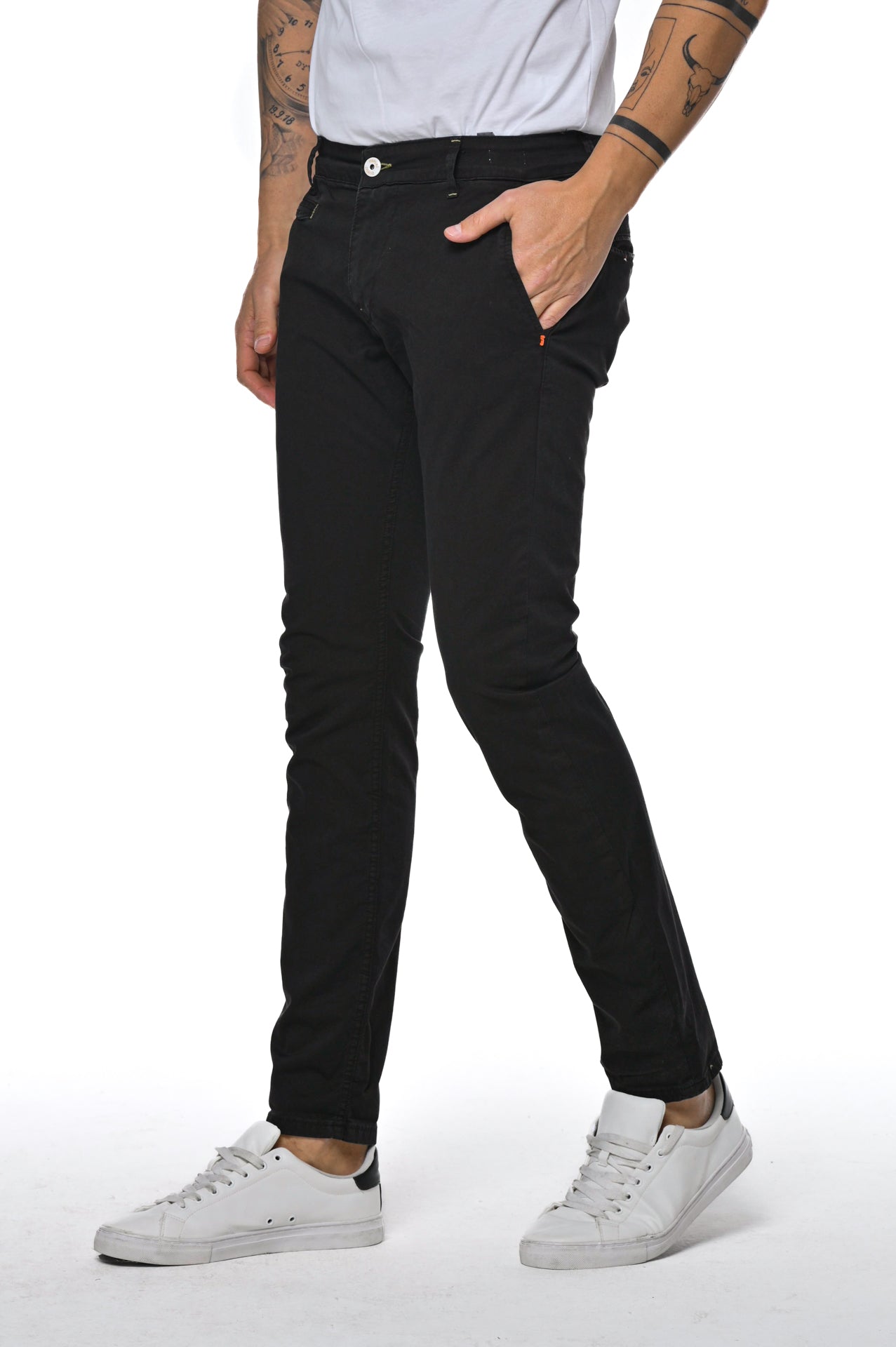 Pantaloni in cotone slim Kinos Nero SS25