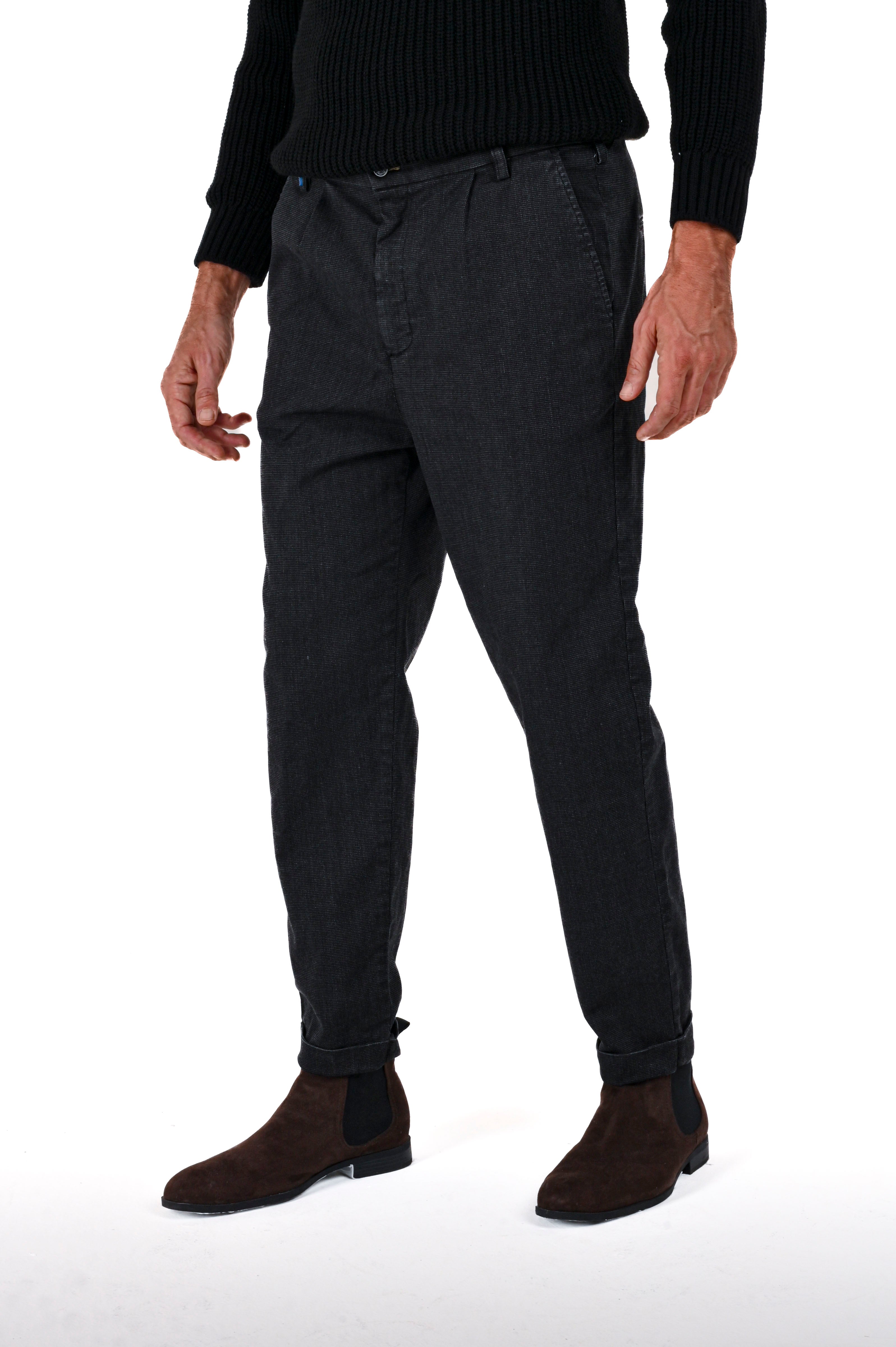 Classic loose trousers Ballon River black FW 24/25